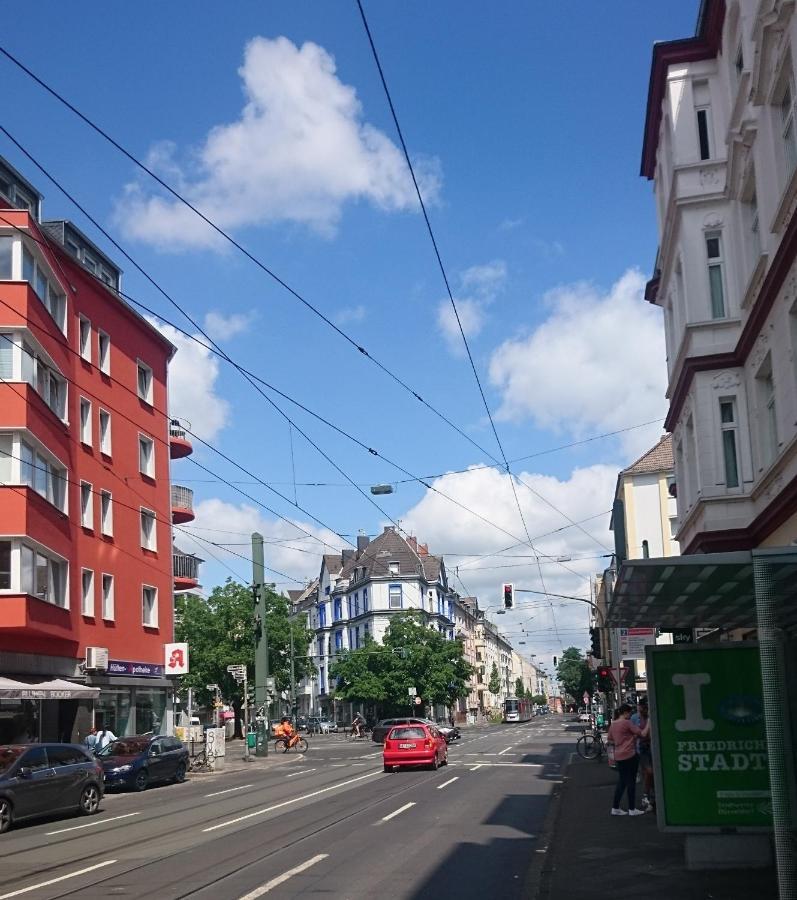 Down-Town-Oasis Lägenhet Düsseldorf Exteriör bild